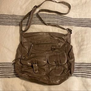 Leather crossbody bag